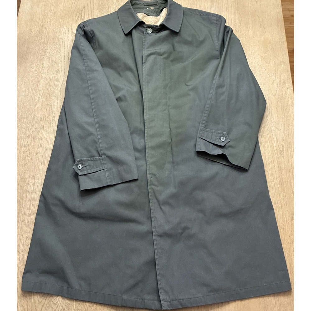 VTG All Weather Topper The Broadway Men's Trench Coat Size 44R Green